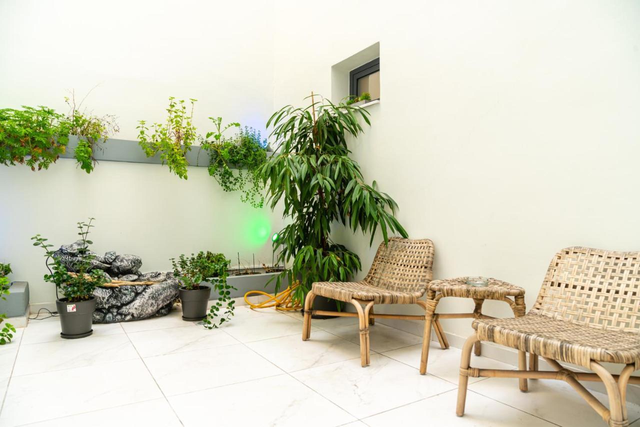 Acropolis Plaza Smart Suites Афины Экстерьер фото